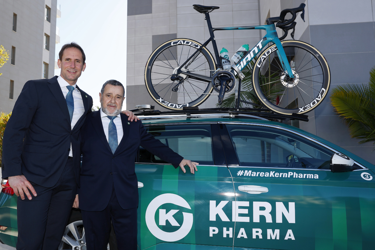 El Equipo Kern Pharma Se Reestructura Equipo Kern Pharma